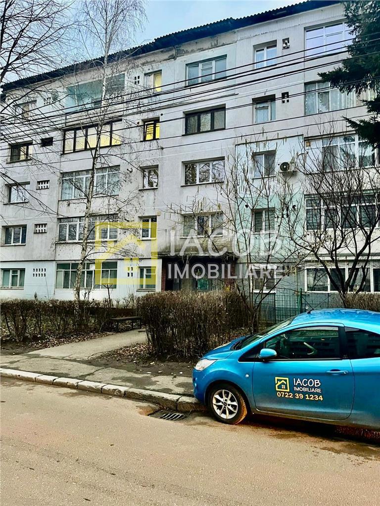 De vanzare - Apartament 3 camere, mobilat si utilat, strada LETEA, Bacau