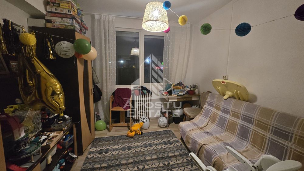 Apartament cu o camera, etaj 1, in zona Circumvalatiunii