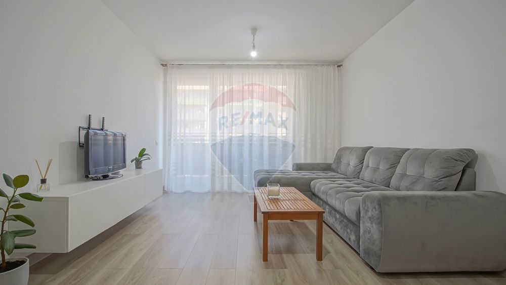 Apartament cu 2 camere de închiriat în Urban Plaza