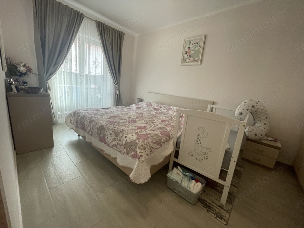 bloc NOU, terase de 15 mp, parcare cu CF, Mobilat si Utilat. Conti Buziasului