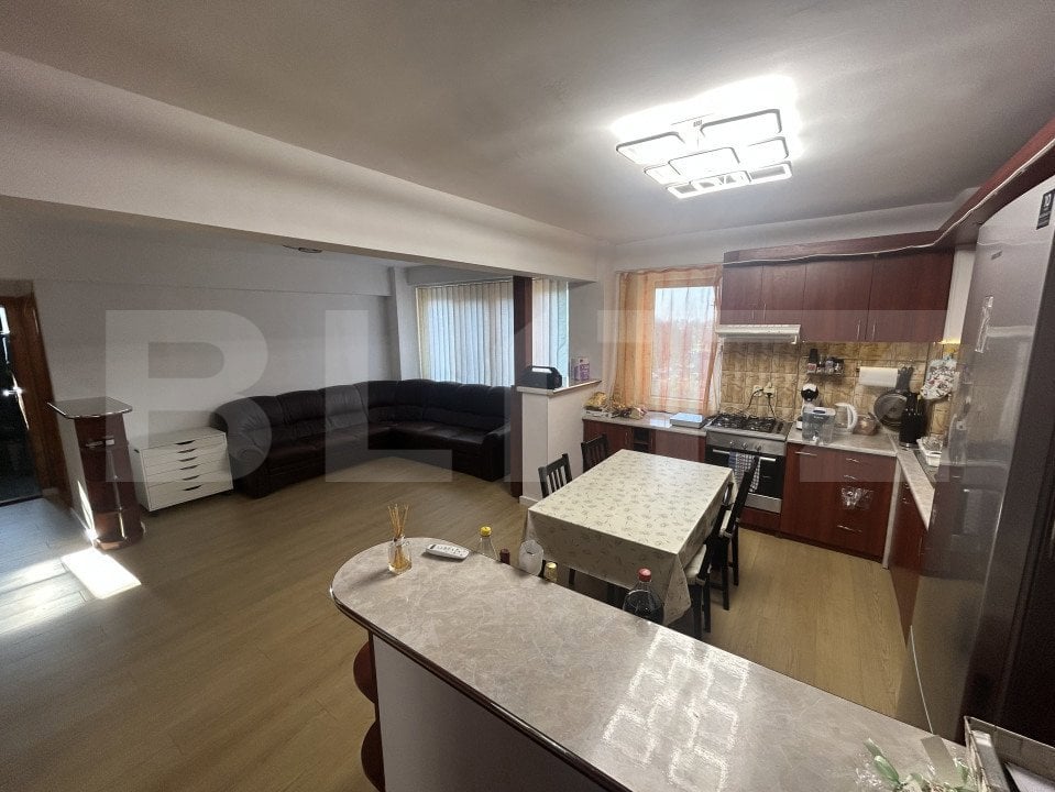 Apartament 4 camere, 87 mp, zona Stefan cel Mare