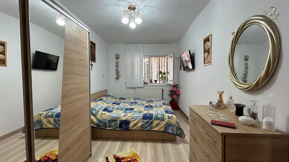 Apartament 2 camere decomandat, Racadau, 58,7 mp, loc de parcare