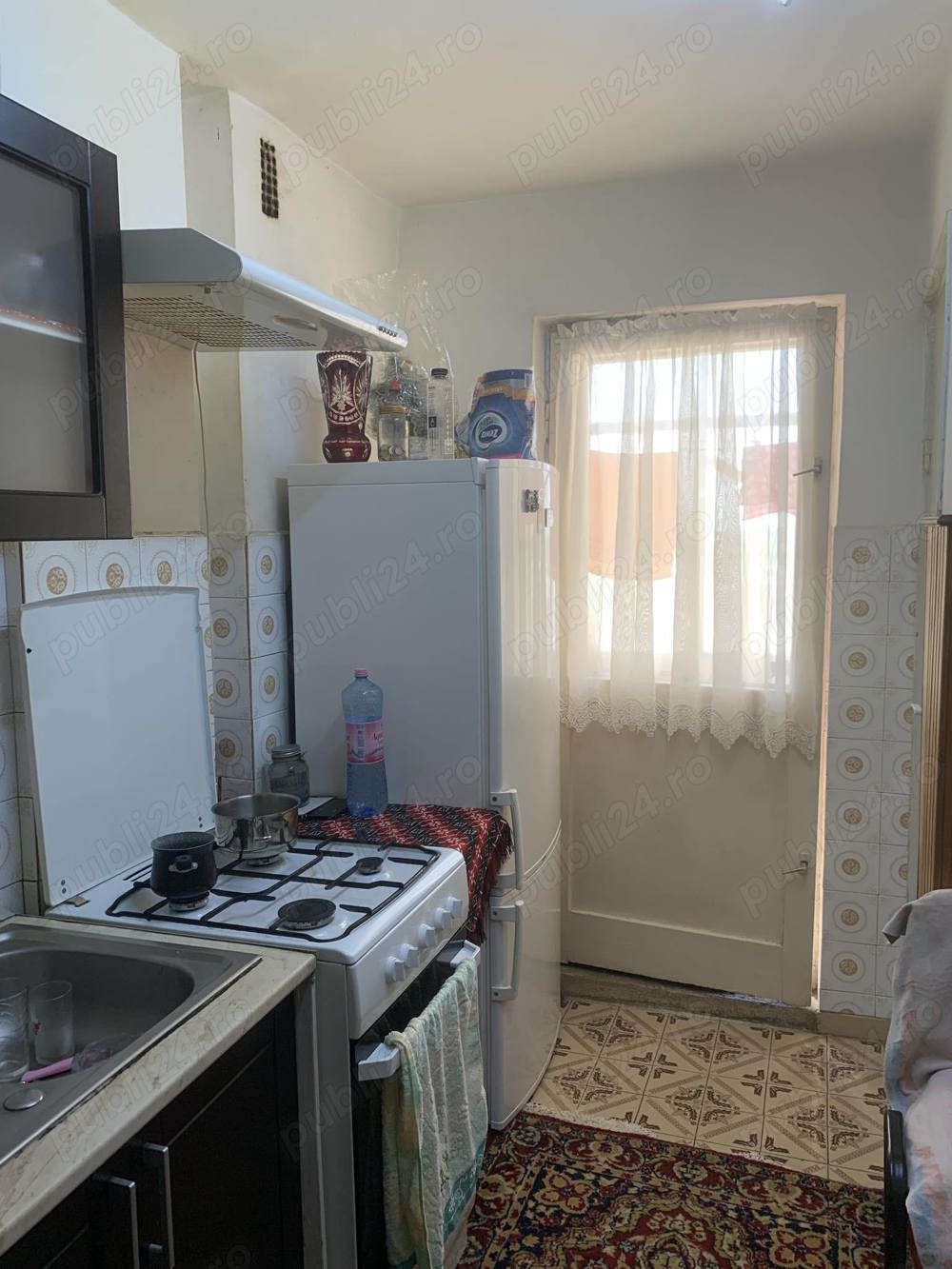 Vand apartament 3 camere