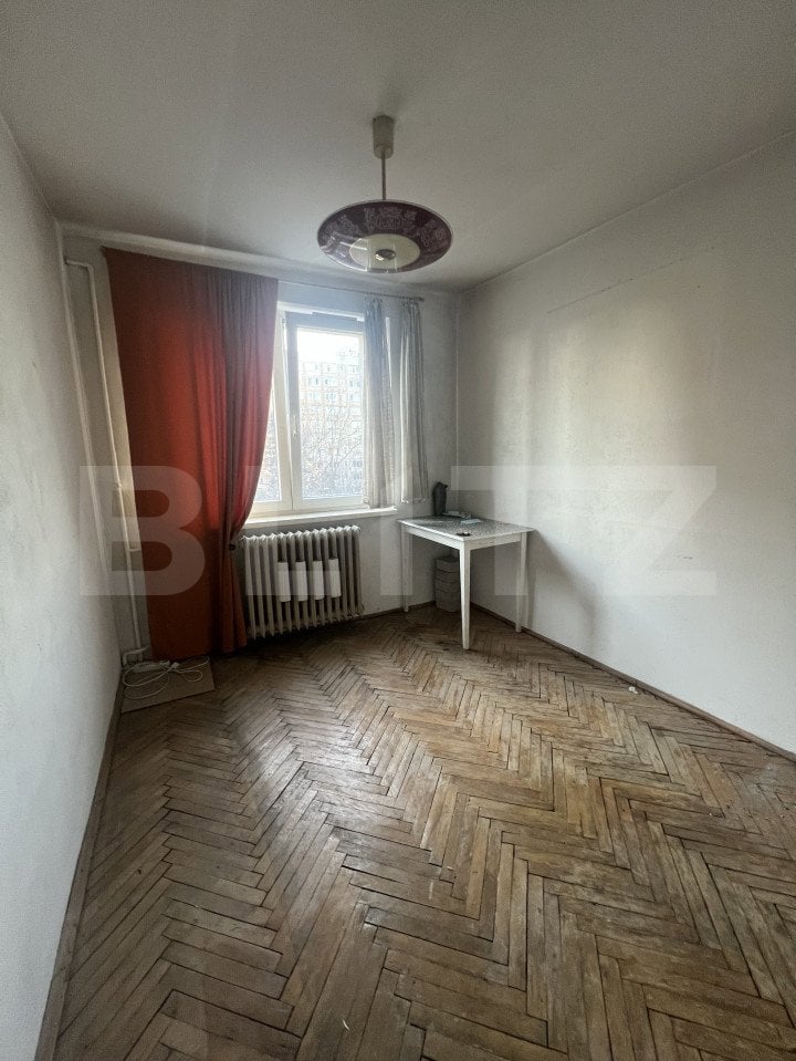 Apartament renovabil, de vanzare, cu 3 camere, zona Hermes-Gheorgheni