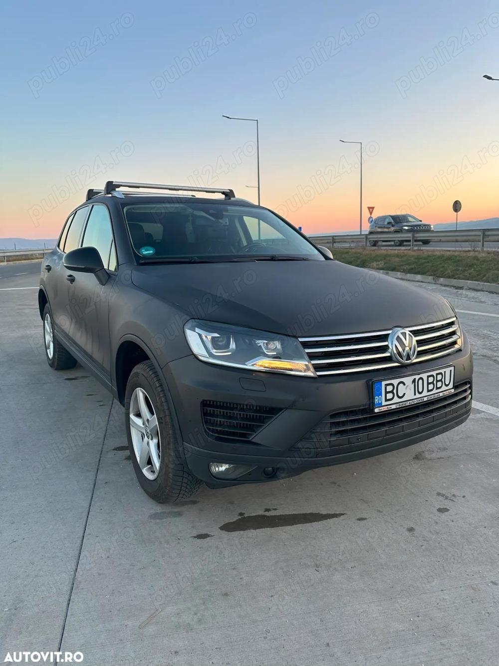 Vând Volkswagen Touareg 3.0 TDI V6 model facelift 2016 SUV de Lux, Impecabil!