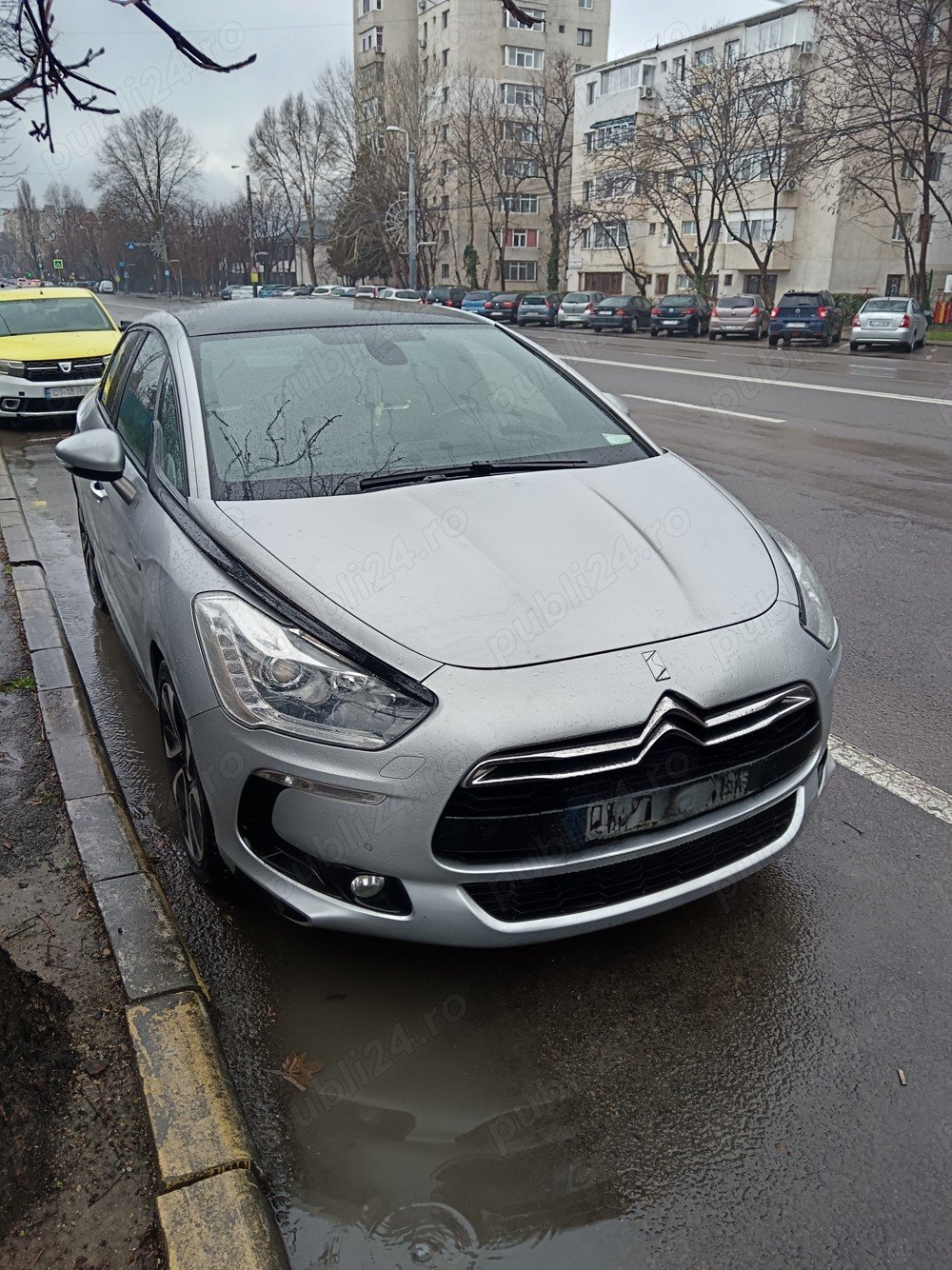 Vând Citroen ds5 2013