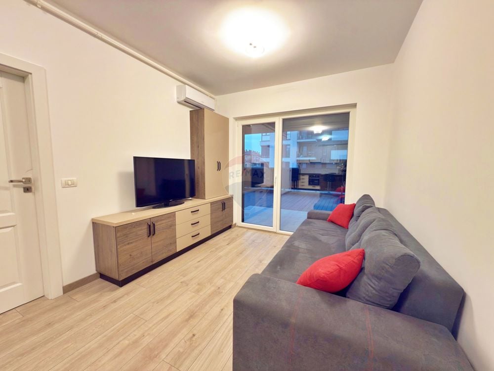 Apartament cu 2 camere de închiriat în Adora Park