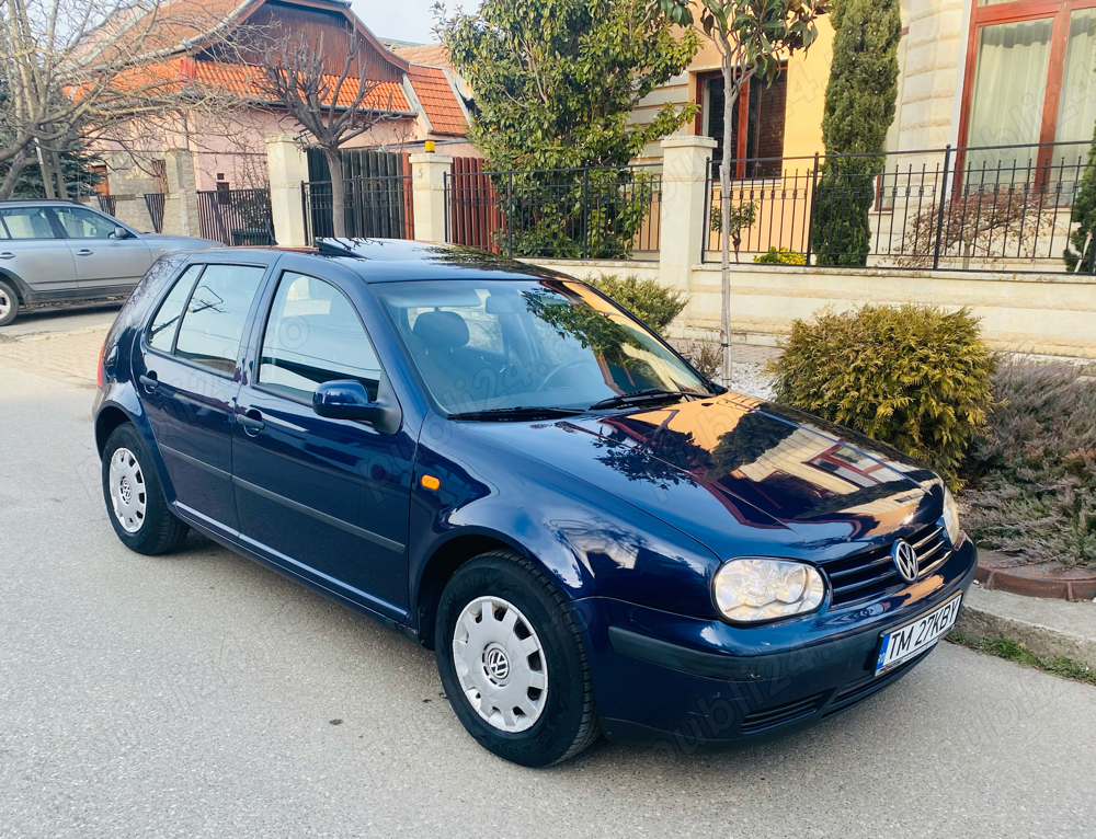 VW Golf 4 - 1.6 Benzină - cutie AUTOMATĂ