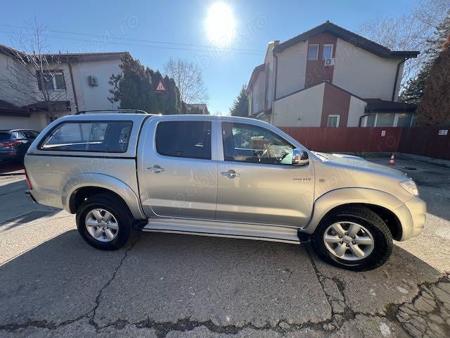 Toyota Hilux 4x4 Double Cab, Automatic, Executive, stare excelenta, pret imabatabil