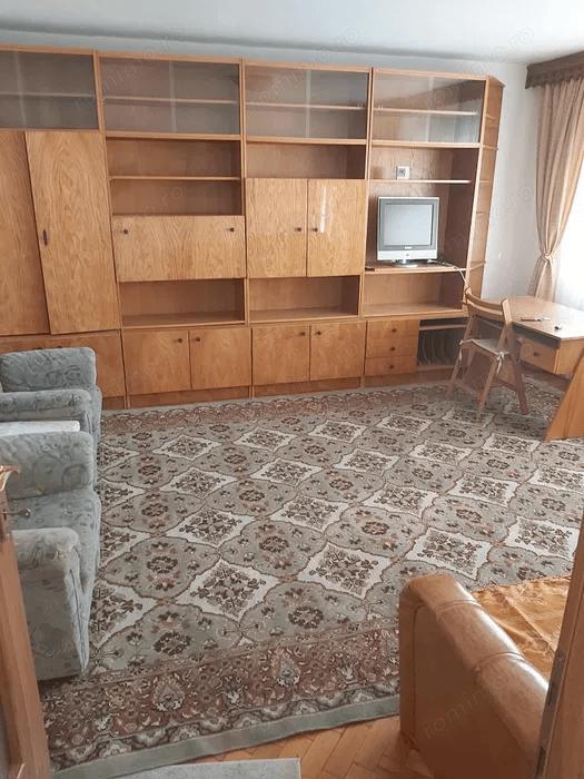 Apartament mare cu 1 camera in zona MIRCEA cel BATRAN la 70.000 euro