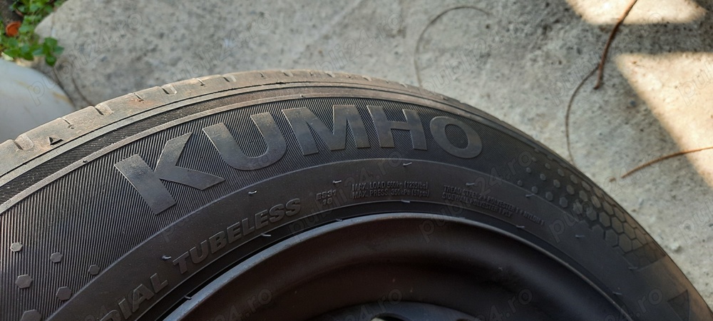 Vând roți Logan cu anvelope vară 185 65 R15