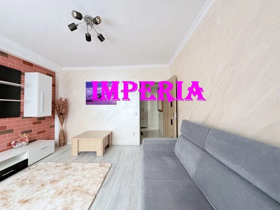 Apartament cu 3 camere, zona Unirii