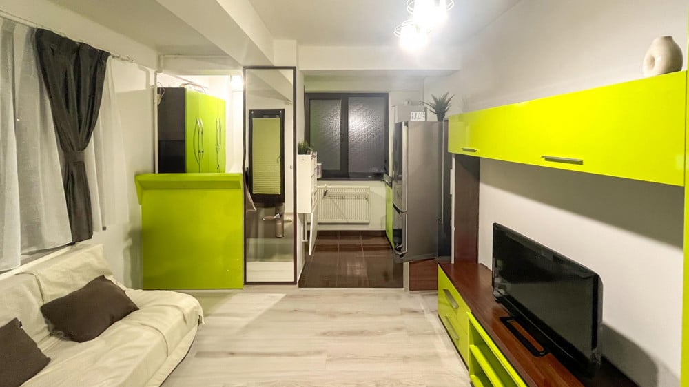 Apartament 2 camere de închiriat | Mobilat | Etaj 1/3 | Zonă excelentă