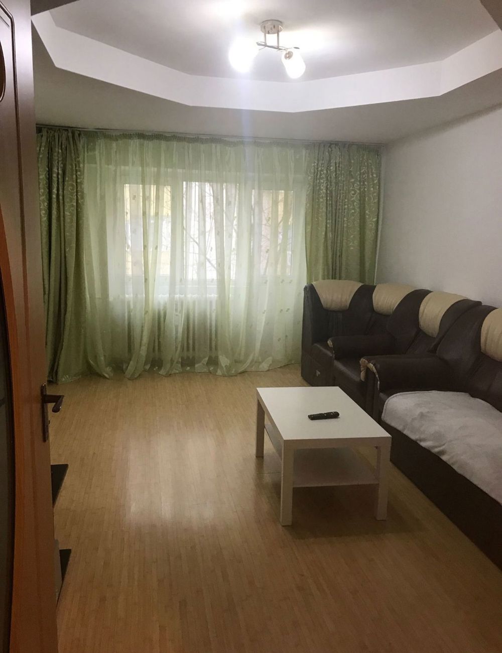 AP. 3 CAMERE - COSTIN GEORGIAN, PET-FRIENDLY, METROU 10 MINUTE