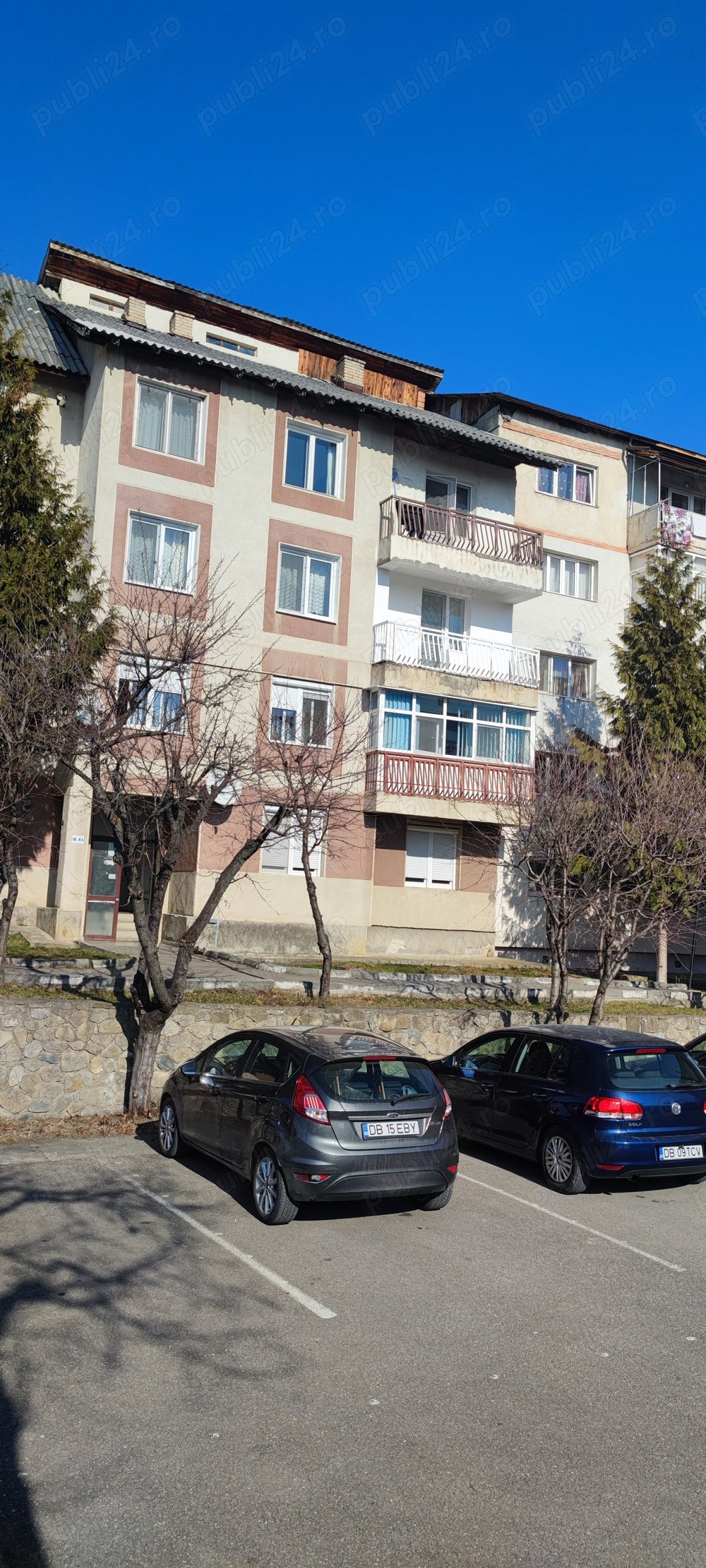 Apartament de vanzare Fieni