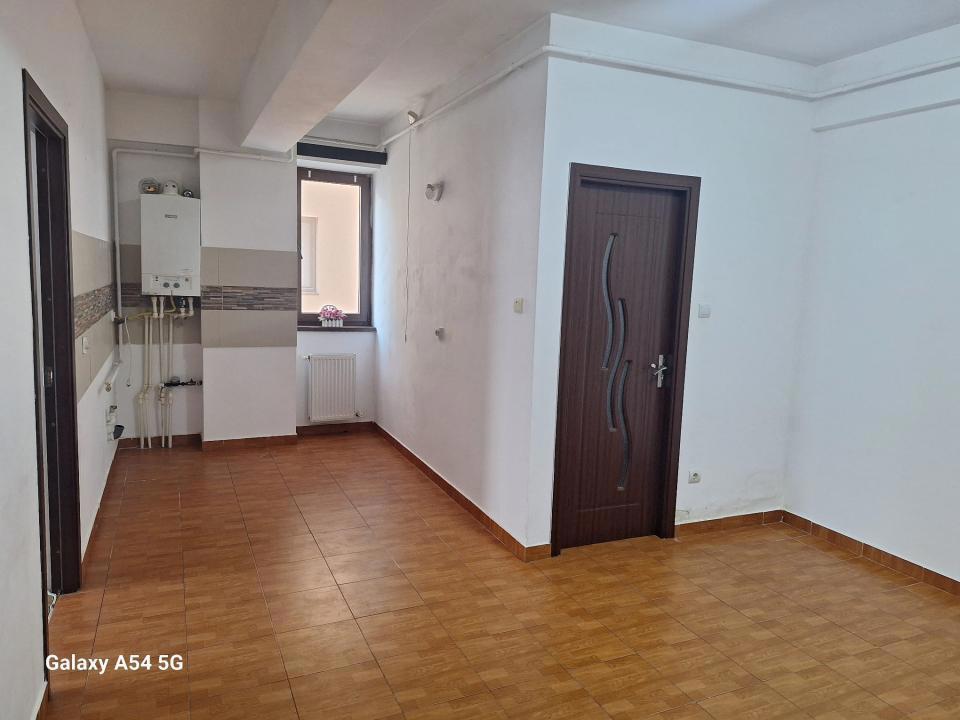 350 Euro!Apartament 2 cam Decomandate, et 1, Tudor Neculai