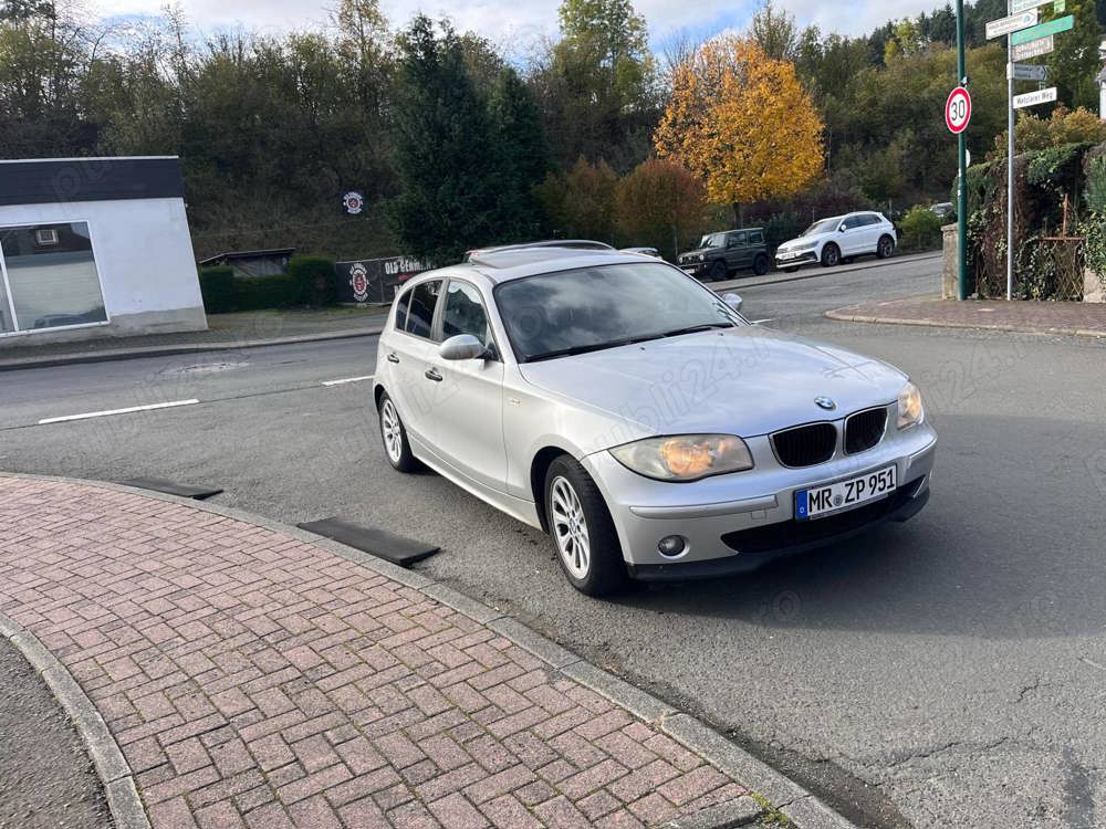 Vând BMW 118