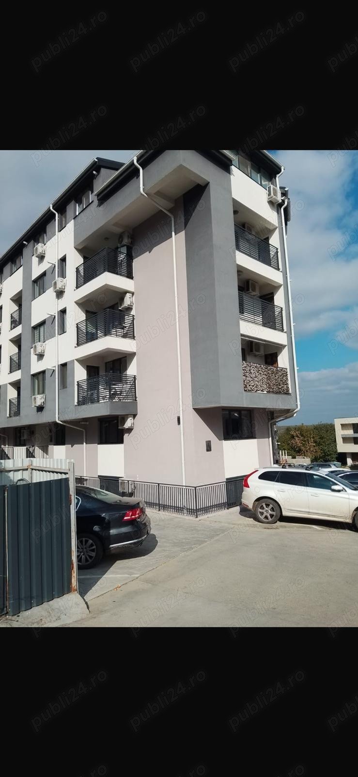 Vând apartament 3 camere decomandat COPOU