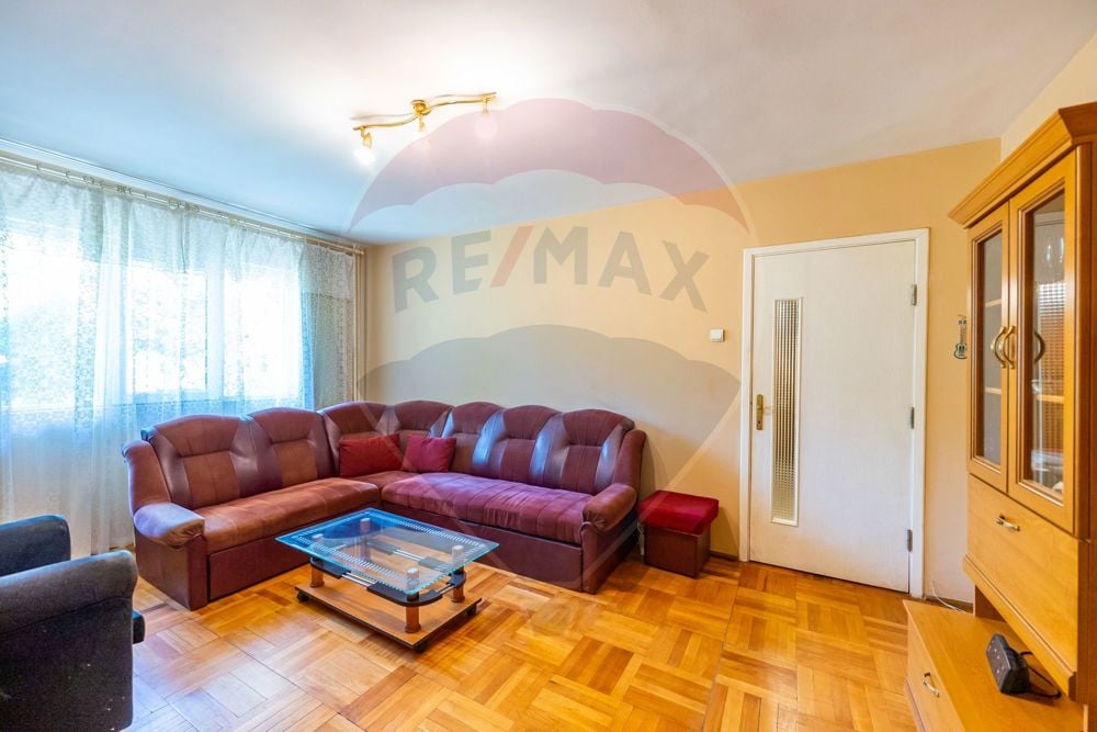 Apartament 2 camere Vlaicu, parter, mobilat -utilat, loc parcare.