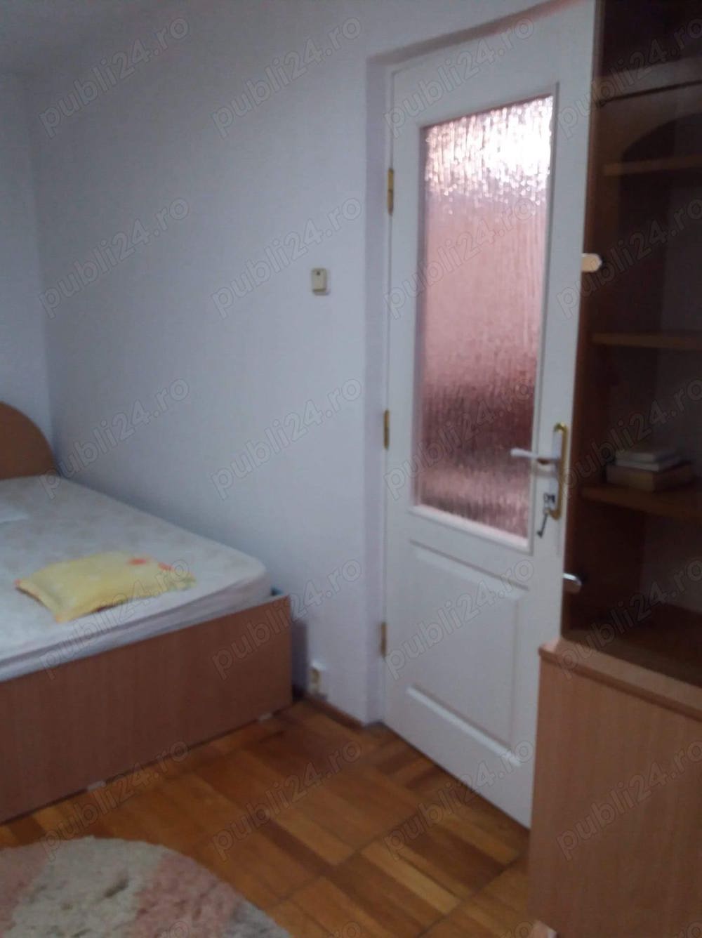 Închiriez apartament 2 camere în Arad, zona Vlaicu