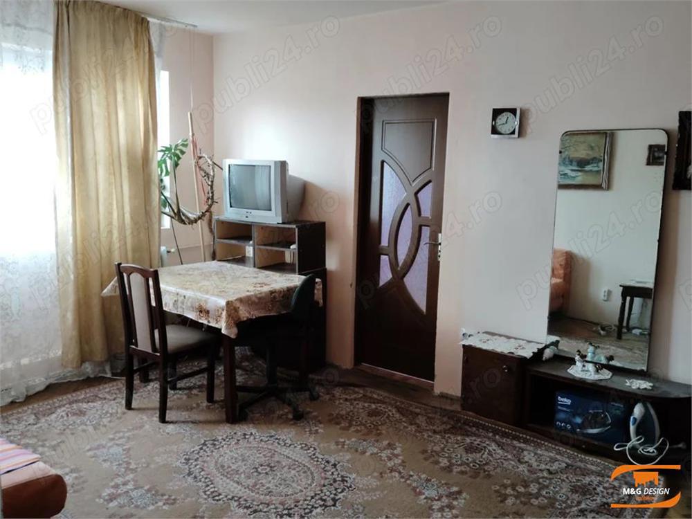 Apartament 2 camere zona Dacia etaj 2