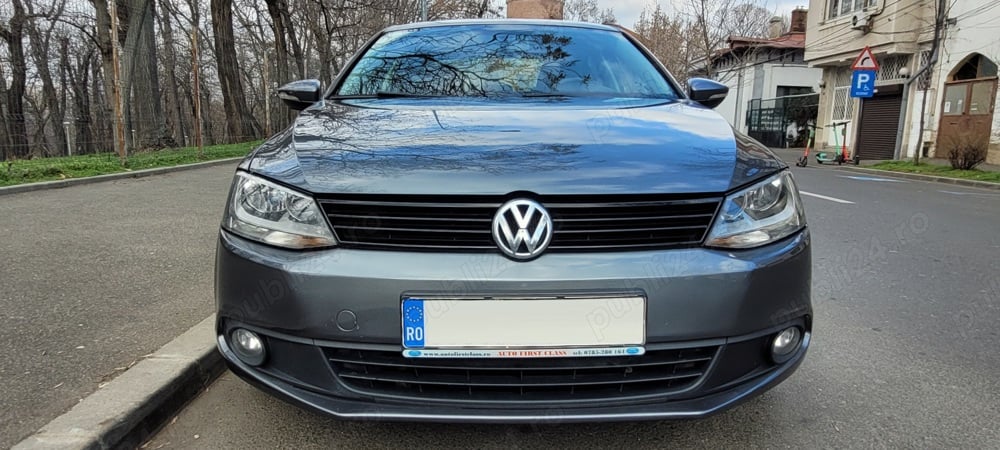 Volkswagen Jetta 1.6 TDI, 105 cp, TVA Deductibil