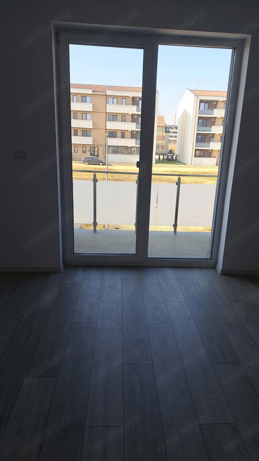 Apartament în bloc nou, et 1, NEMOBILAT, GIROC