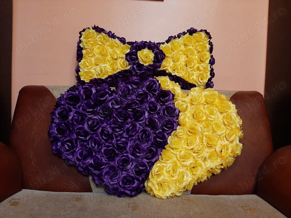 Aranjamente masini nunta set inimioara dubla si papion mov   galben