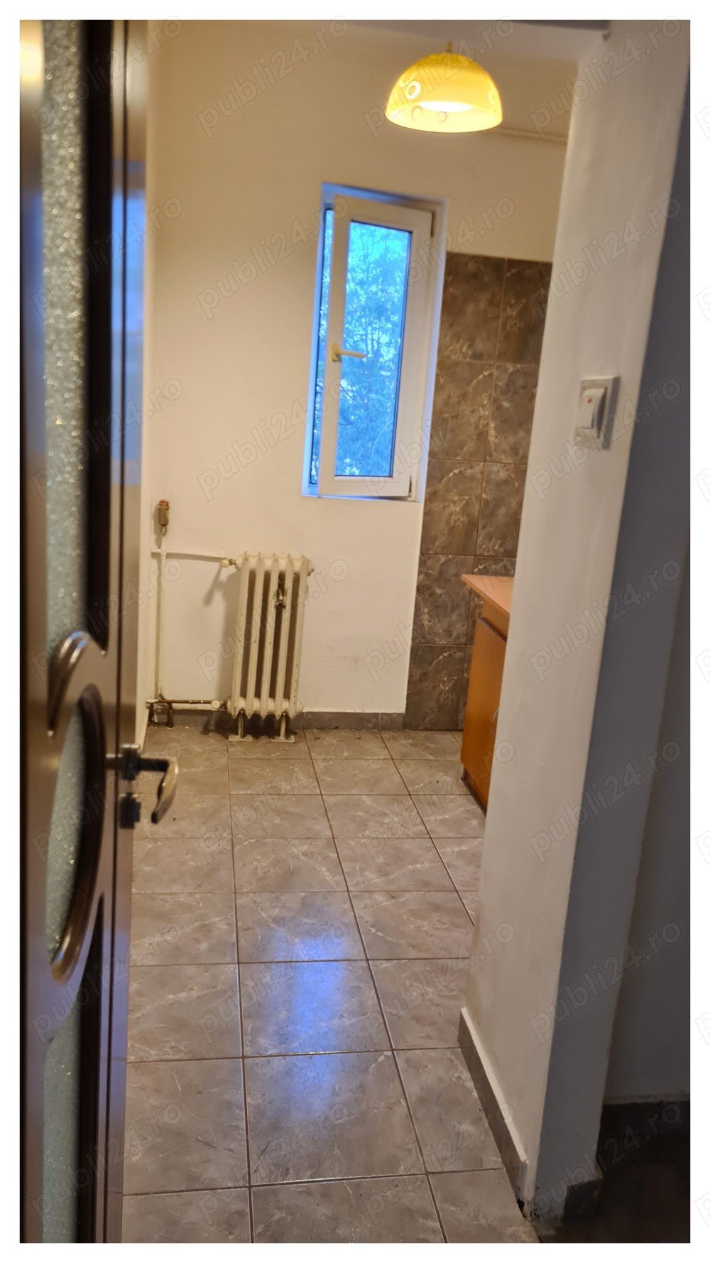 Vând apartament cu 2 camere în Ploiești vest.