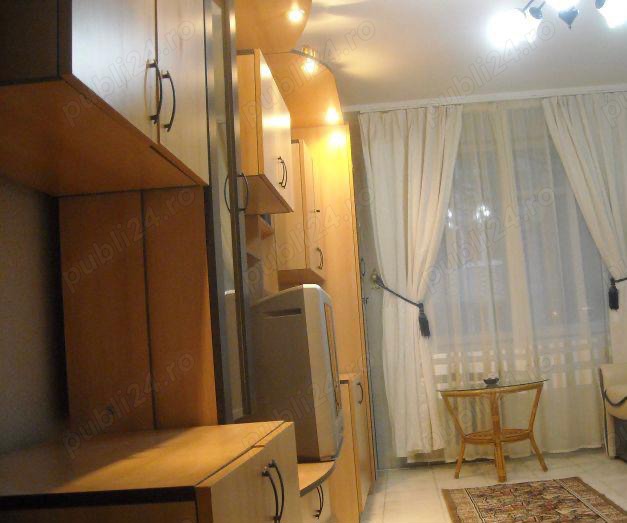 Apartament 4 camere Crangasi