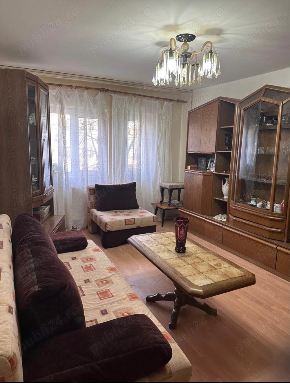 Apartament cu 3 camere centrala proprie zona Freidorf