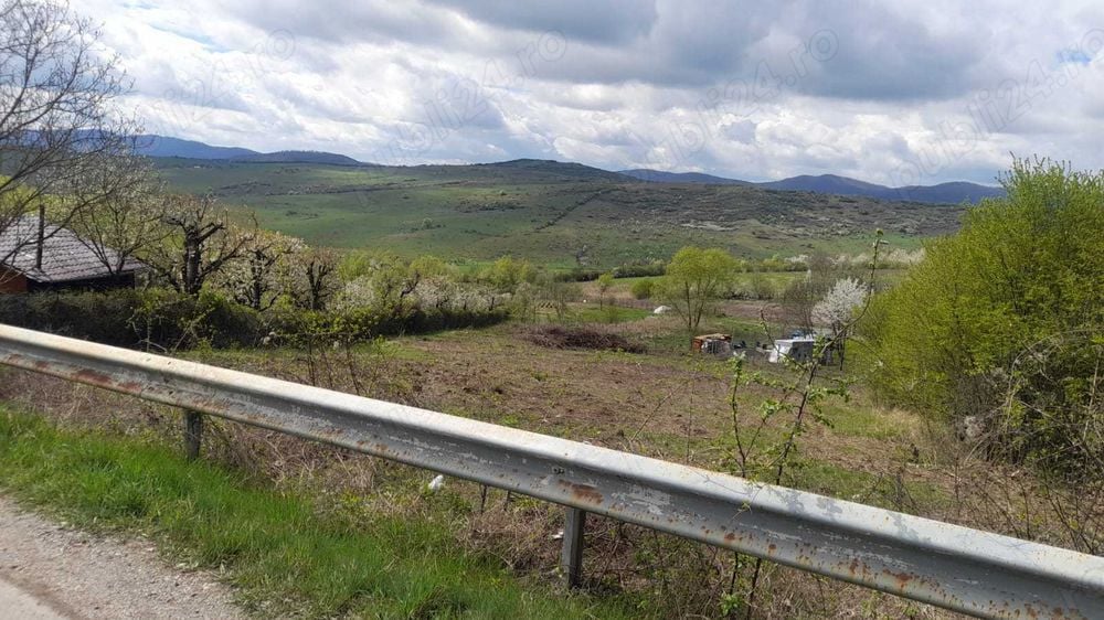 Teren intravilan in Bistrita vis-a-vis de cartierul RAAL 22 ARI