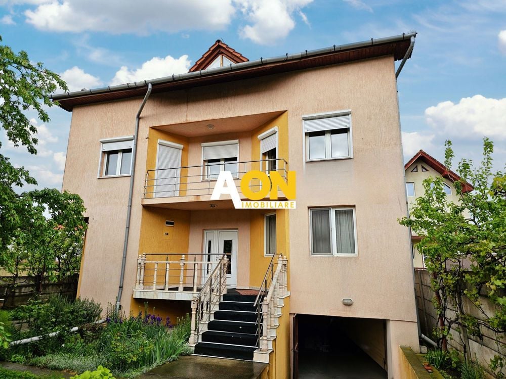 Casa S+P+1+M, pretabila pentru birouri, 300 mp teren, Cetate