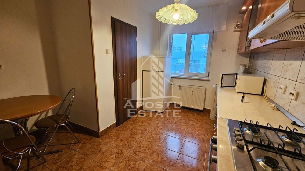 Apartament 3 camere, etaj 1, langa Nokia , Zona Garii