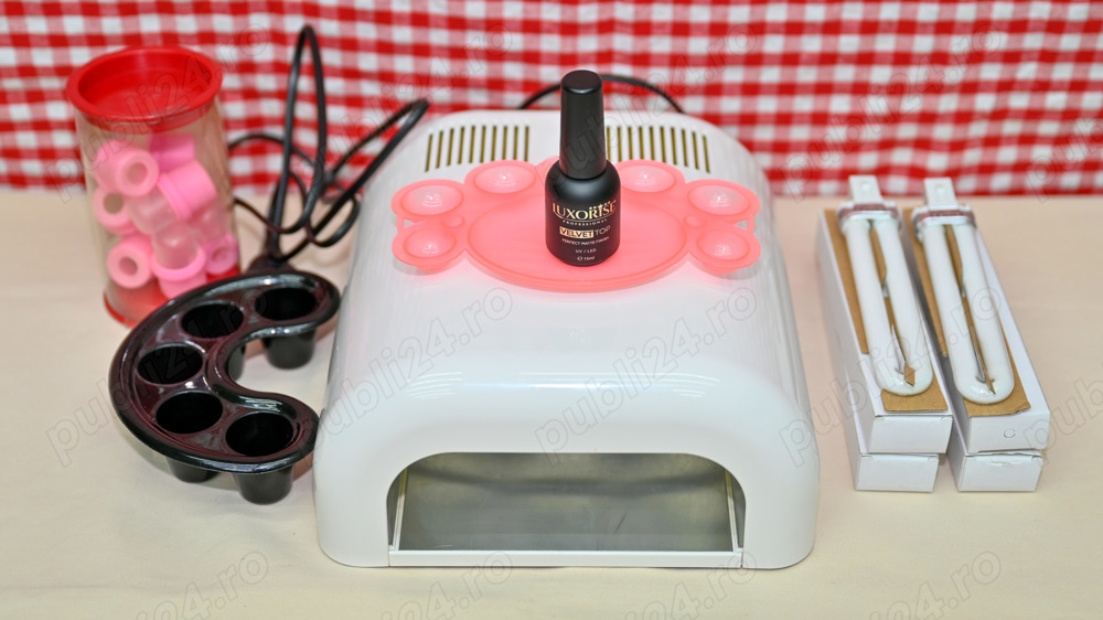 Lampa de unghii UV 36W + Cadou
