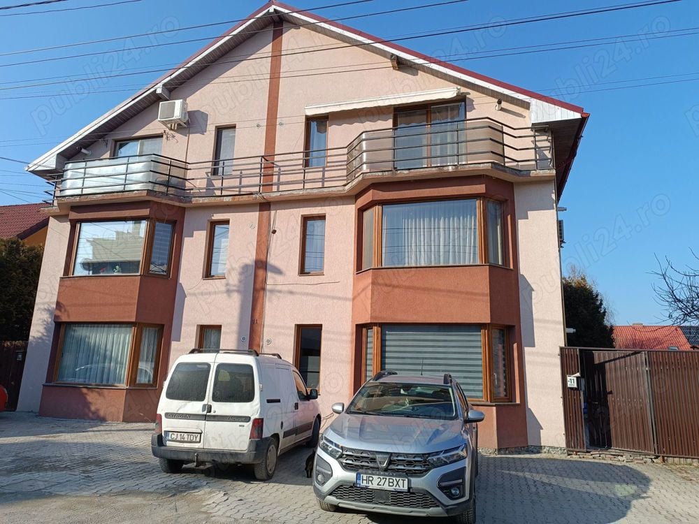 Vand apartament 3 camere