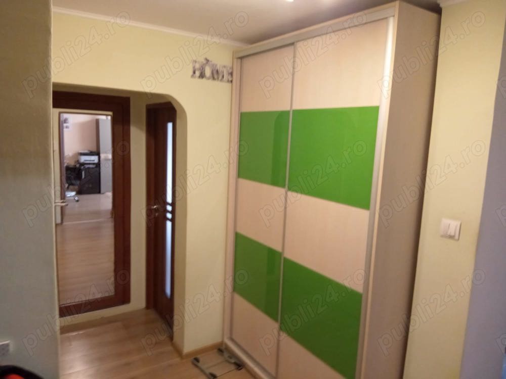 Apartament PB mare 2 balcoane langa scoala Dacia