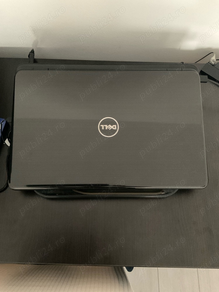 Vand laptop Dell Inspiron N7110