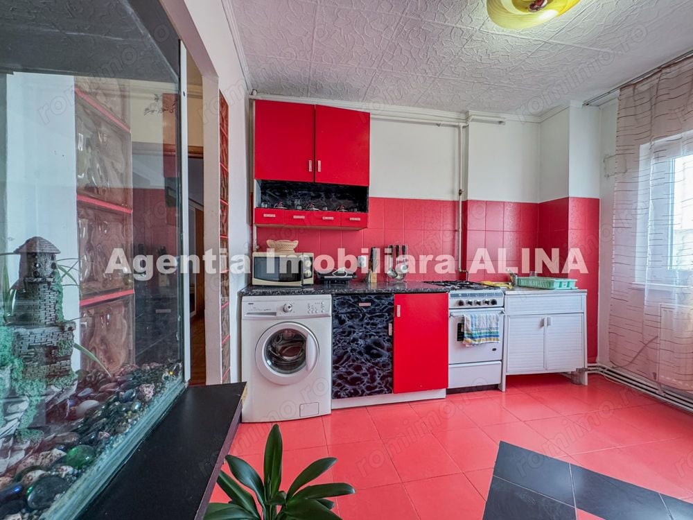 Apartament 2 camere in Deva, zona Lido, Bld. Decebal, 55 mp, decomandat, etaj 5, lift...