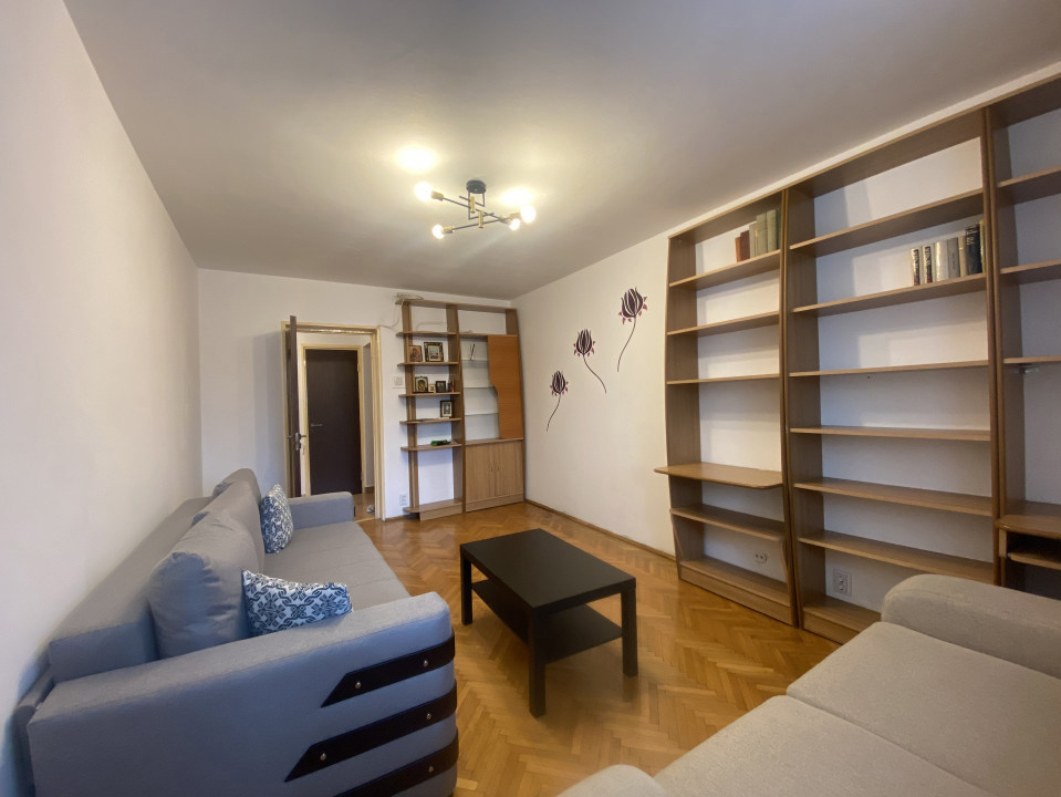 Apartament 3 camere, 70 mp, decomandat, metrou, AC, 2 debarale, Titan