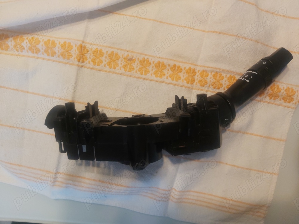 Maneta acționare ștergătoare Kia Sportage 3 Maneta acționare ștergătoare Kia Sportage 3