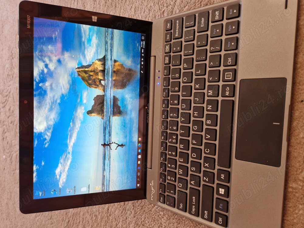 Vand tableta laptop 2 in 1 Myria MY8307