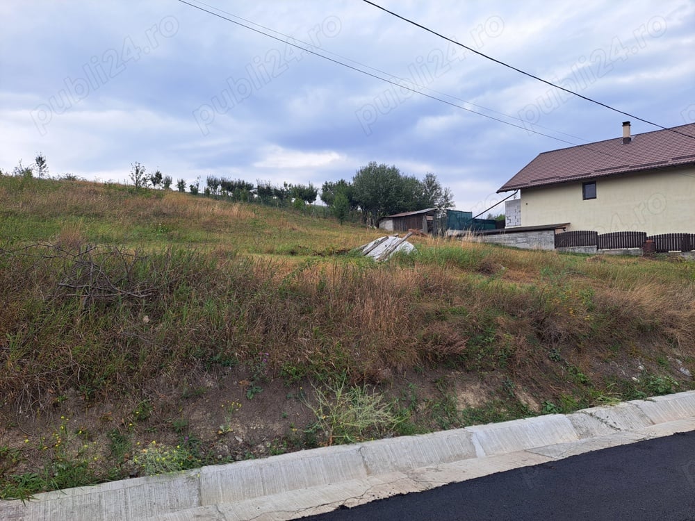 Vând teren intravilan Gârcina, jud. Neamt