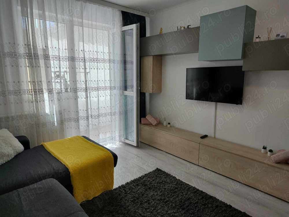 Apartament de 3 camere zona ASTRA