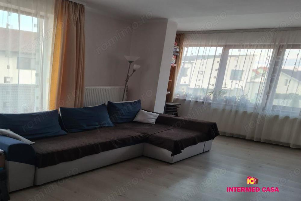 Apartament 2 camere zona Selimbar