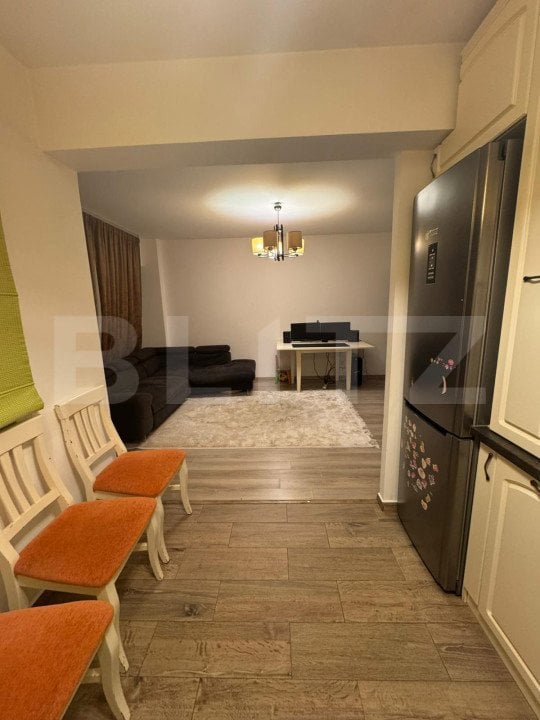 Apartament 2 camere, 61 mp utili, etaj intermediar, zona Zamca