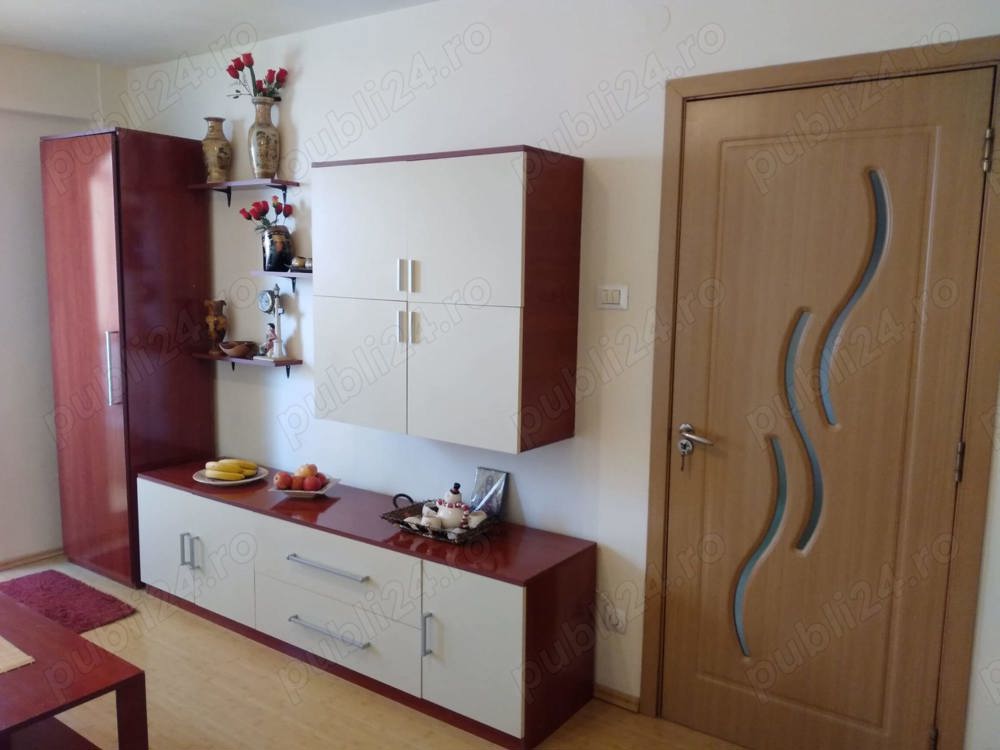 Proprietar inchiriez Apt. 2 camere decomandat Berceni Huedin