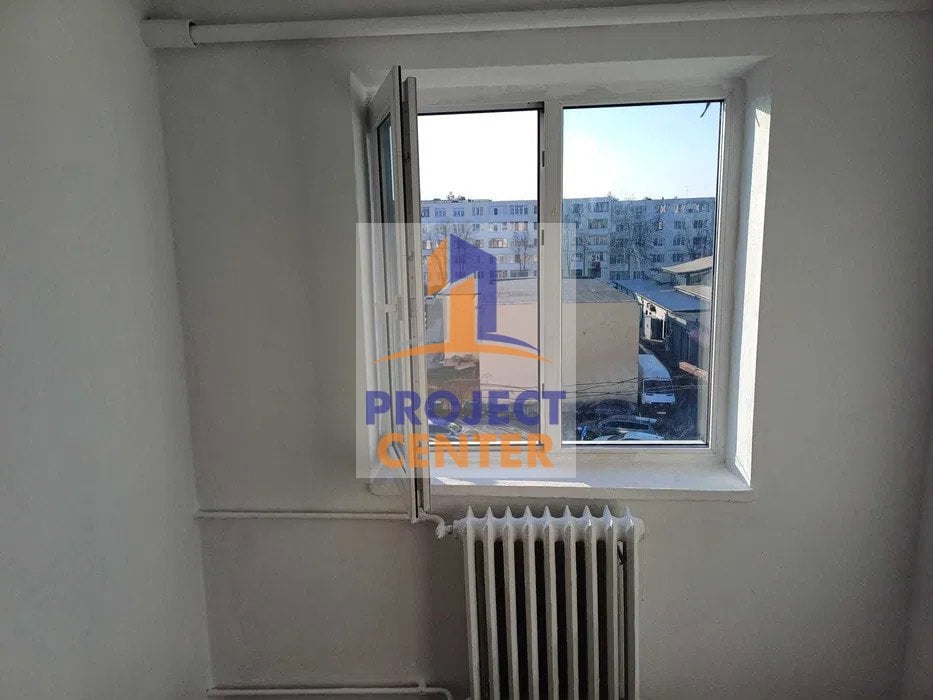 Apartament 2 camere, Trivale, etajul 4