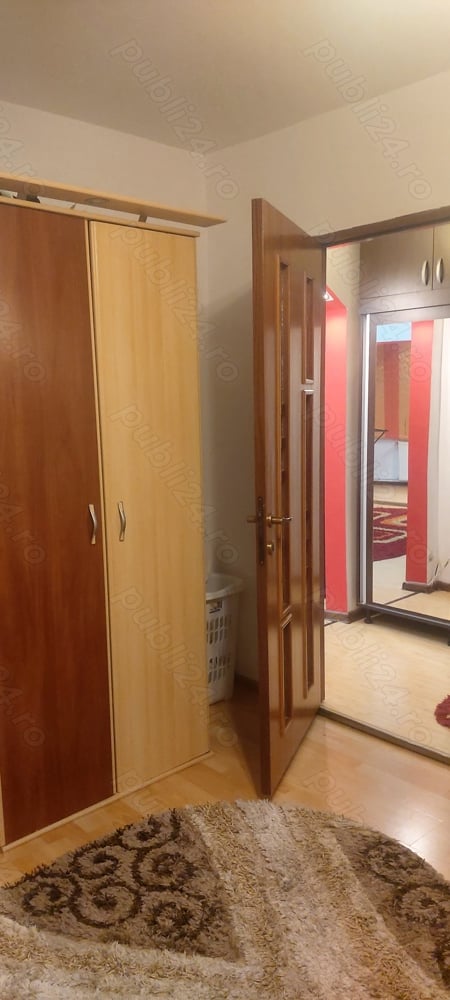 Apartament cu 2 camere de închiriat  !