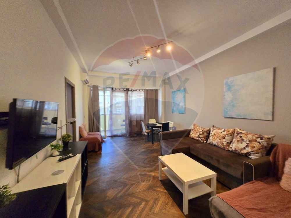 Apartament cu 4 camere P-ta Rosetti 3